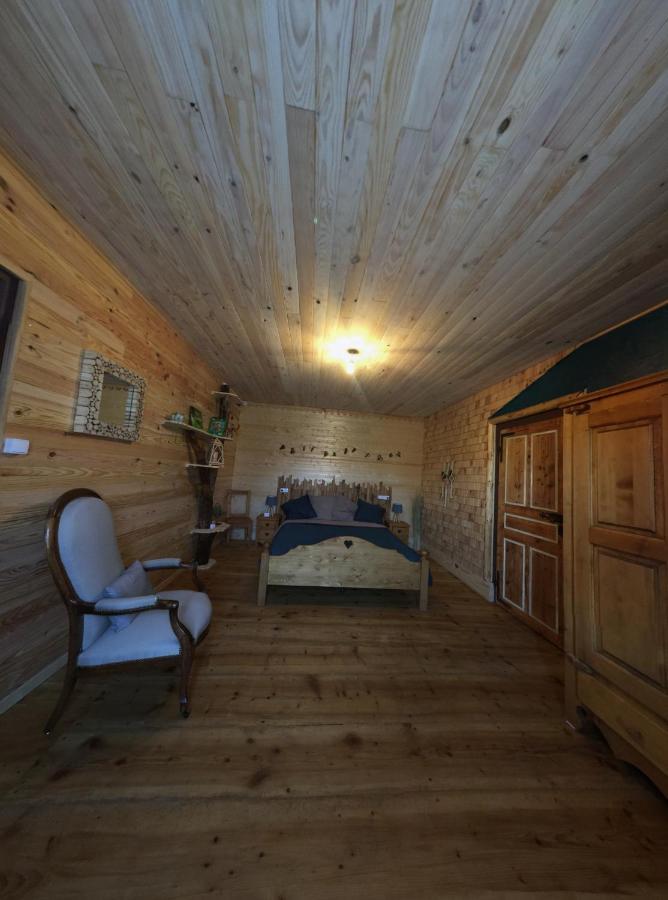 Les 3Crokignols, Maison D'Hote Familiale. Saffloz Ngoại thất bức ảnh