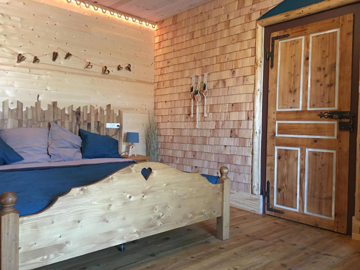 Les 3Crokignols, Maison D'Hote Familiale. Saffloz Ngoại thất bức ảnh